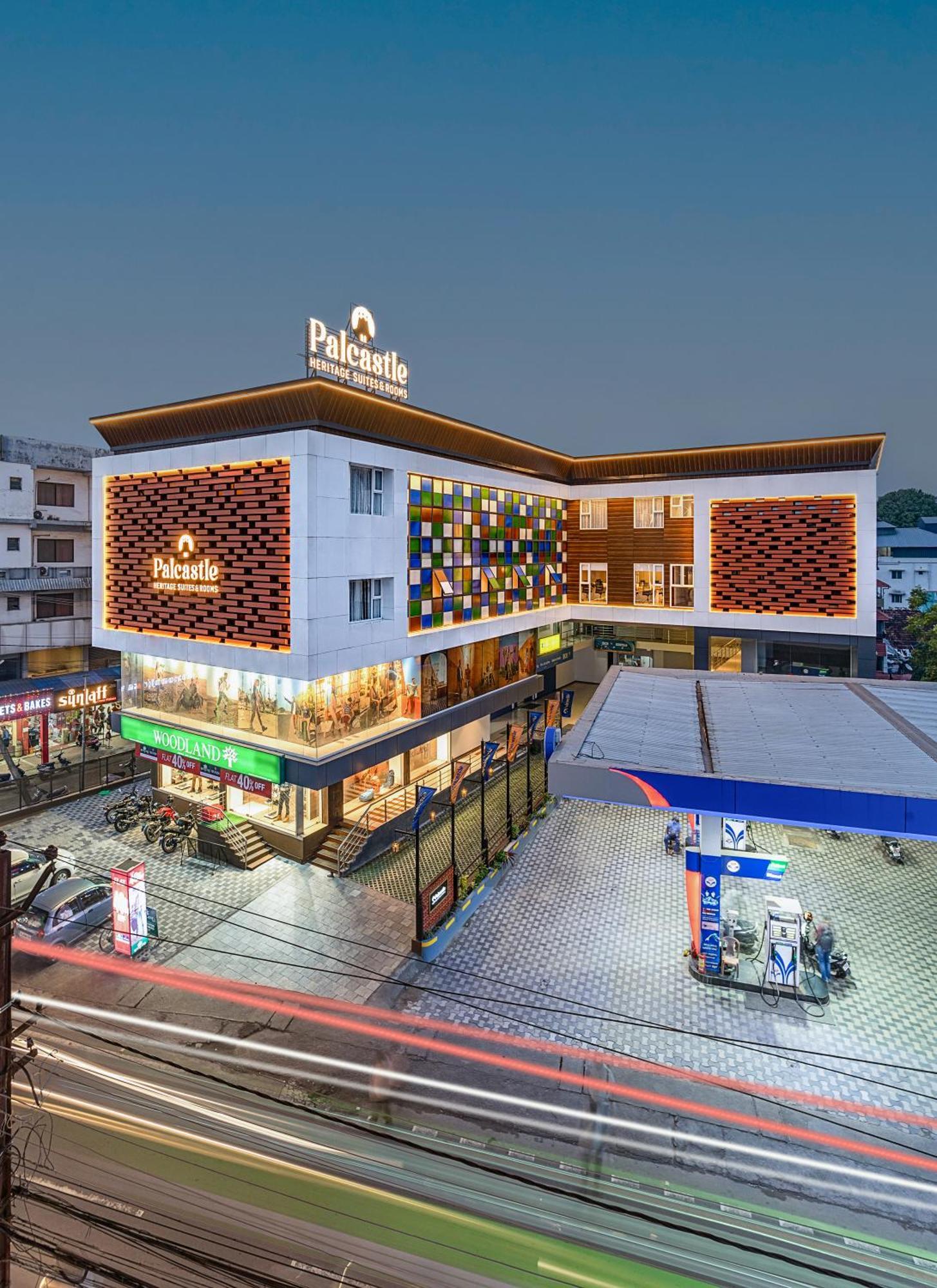 Hotel Palcastle Regency Palakkad Esterno foto
